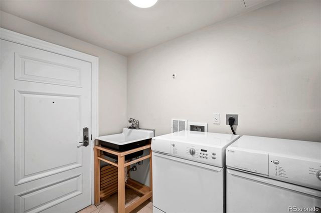 1891 Curtis Street 1607, Denver, CO 80202