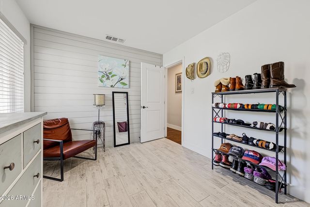 7619 N 17TH Avenue, Phoenix, AZ 85021