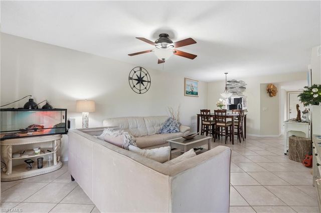 7774 Jewel LN 103, Naples, FL 34109