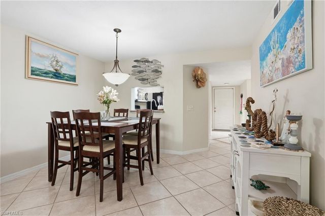 7774 Jewel LN 103, Naples, FL 34109