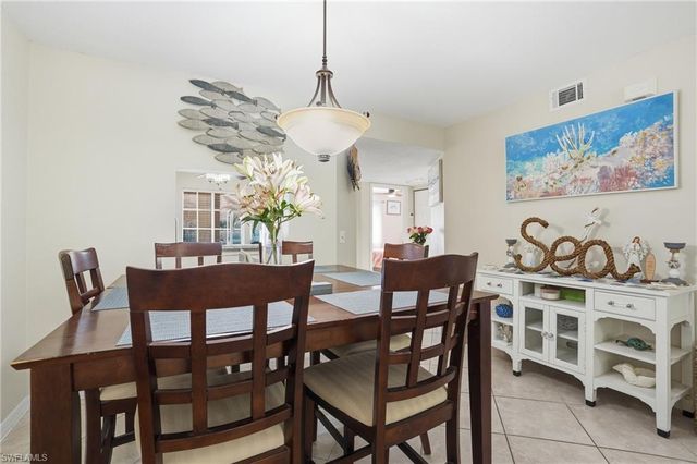 7774 Jewel LN 103, Naples, FL 34109