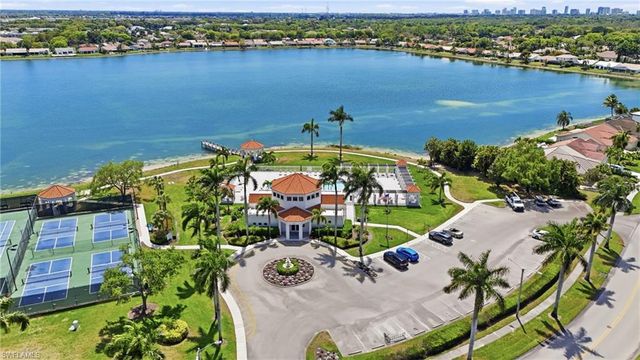 7774 Jewel LN 103, Naples, FL 34109