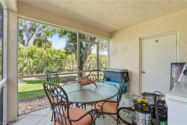 7774 Jewel LN 103, Naples, FL 34109