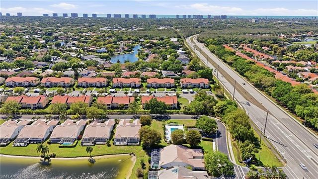 7774 Jewel LN 103, Naples, FL 34109