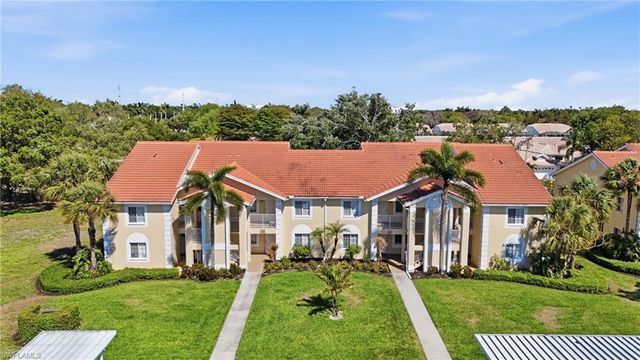 7774 Jewel LN 103, Naples, FL 34109