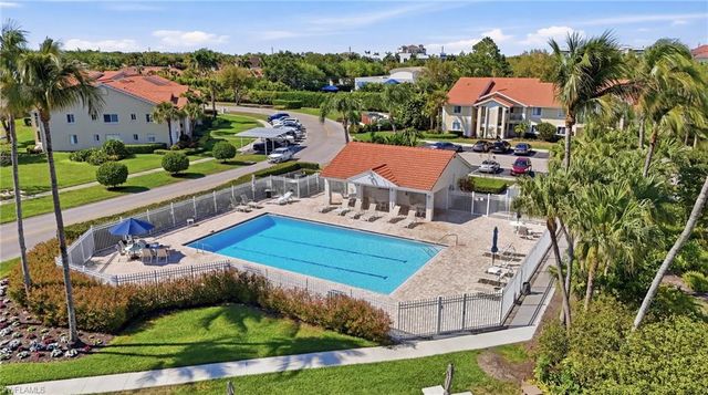 7774 Jewel LN 103, Naples, FL 34109