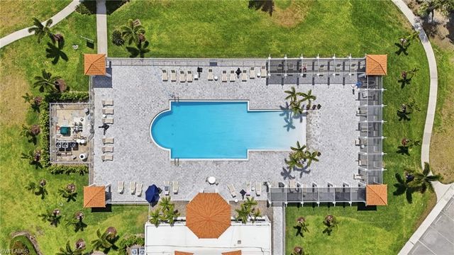 7774 Jewel LN 103, Naples, FL 34109