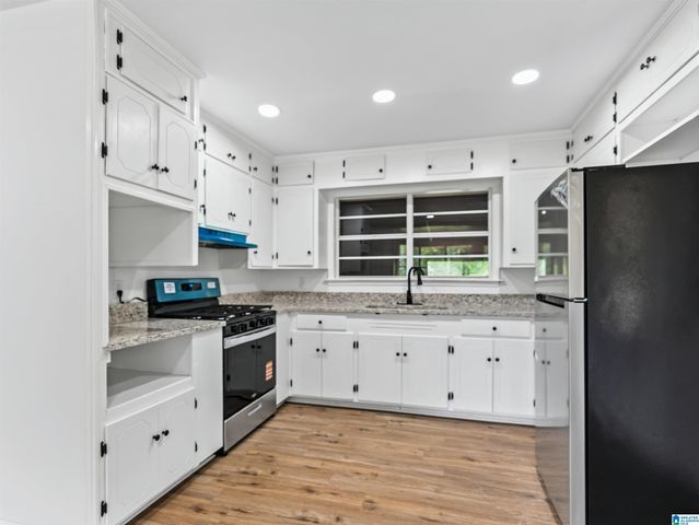 32 ADA DRIVE, Oxford, AL 36203