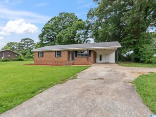 32 ADA DRIVE, Oxford, AL 36203