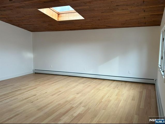 68 Woodcliff Lake Road, Saddle River, NJ 07458