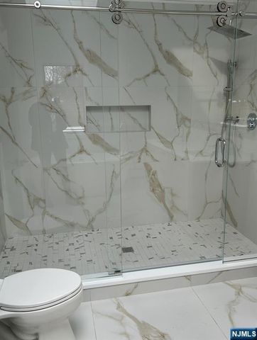 68 Woodcliff Lake Road, Saddle River, NJ 07458