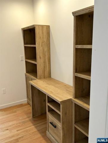 68 Woodcliff Lake Road, Saddle River, NJ 07458