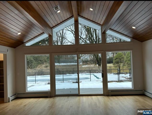 68 Woodcliff Lake Road, Saddle River, NJ 07458