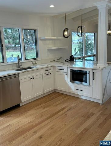 68 Woodcliff Lake Road, Saddle River, NJ 07458