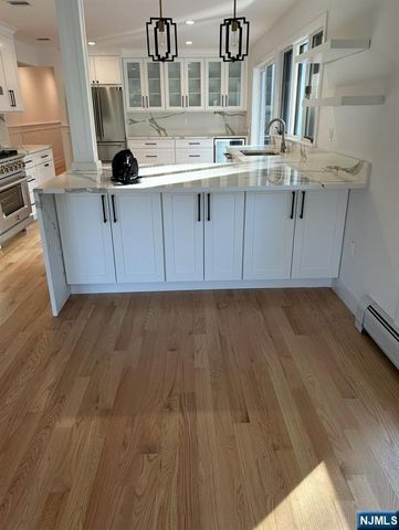 68 Woodcliff Lake Road, Saddle River, NJ 07458