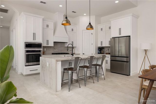 5101 Pecan Avenue, Mcallen, TX 78501