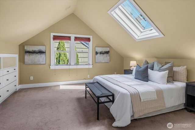 2650 Walnut Avenue SW, Seattle, WA 98116