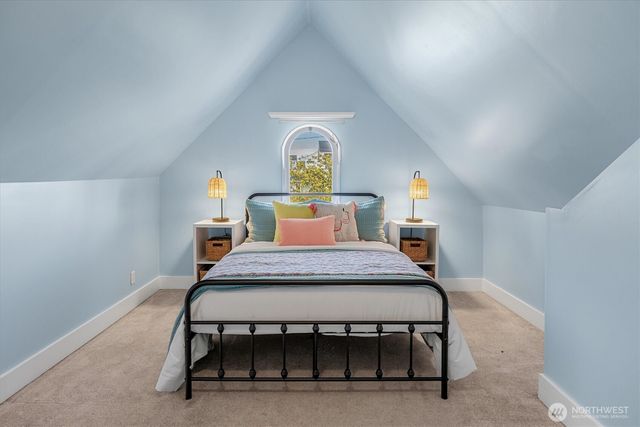 2650 Walnut Avenue SW, Seattle, WA 98116