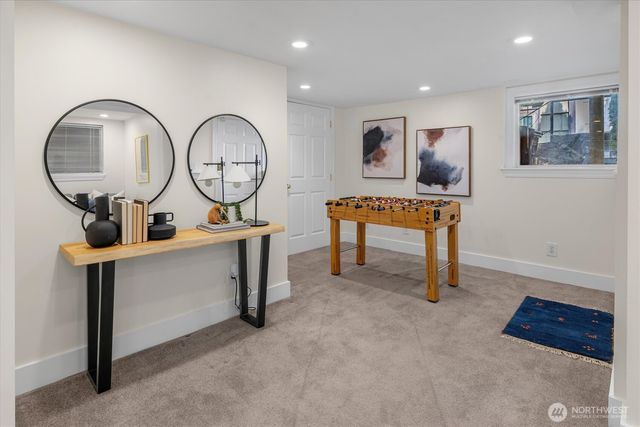 2650 Walnut Avenue SW, Seattle, WA 98116