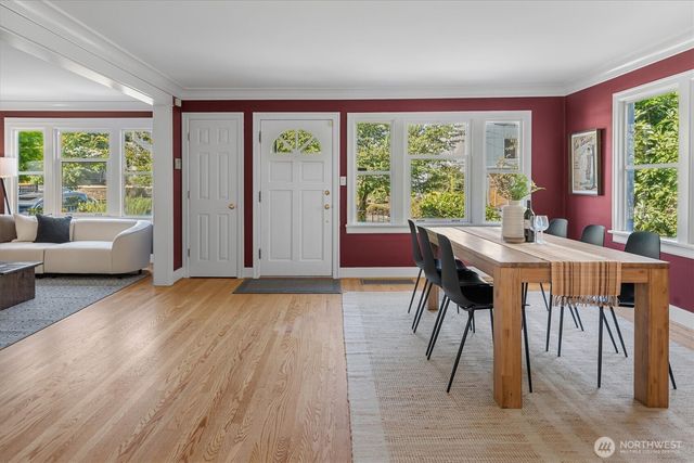 2650 Walnut Avenue SW, Seattle, WA 98116