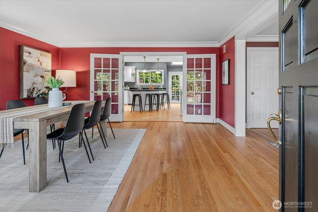 2650 Walnut Avenue SW, Seattle, WA 98116