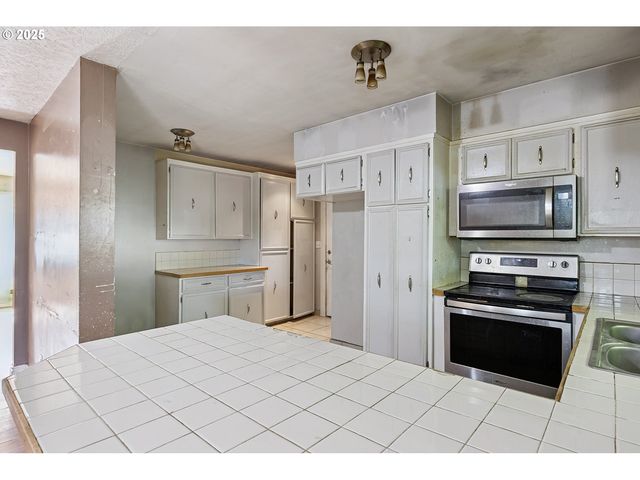 502 Nw 77TH St, Vancouver, WA 98665