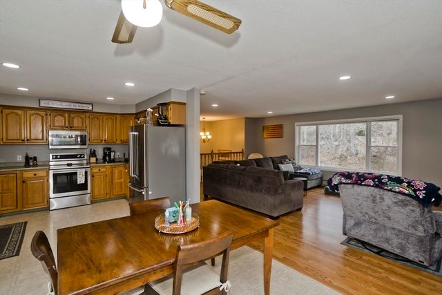 206 Franklin Street, Belchertown, MA 01007