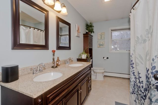 206 Franklin Street, Belchertown, MA 01007