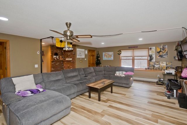 206 Franklin Street, Belchertown, MA 01007