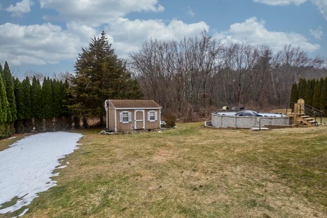206 Franklin Street, Belchertown, MA 01007