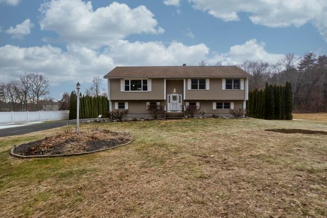 206 Franklin Street, Belchertown, MA 01007