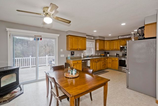 206 Franklin Street, Belchertown, MA 01007