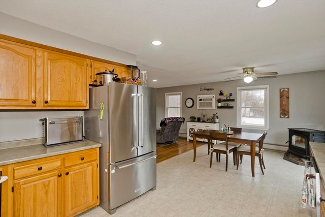 206 Franklin Street, Belchertown, MA 01007