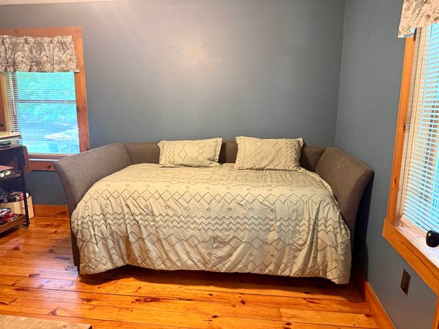 83 main Street, Sandown, NH 03873