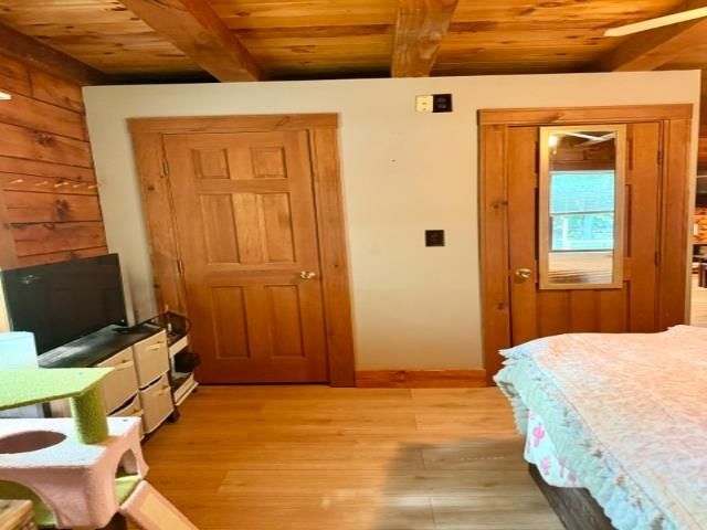 83 main Street, Sandown, NH 03873