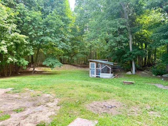 83 main Street, Sandown, NH 03873