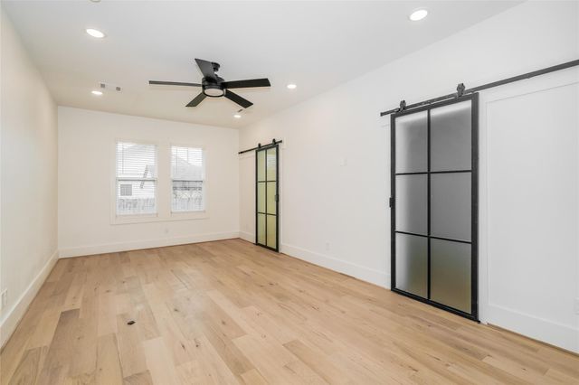 231 Grace Street, Houston, TX 77003