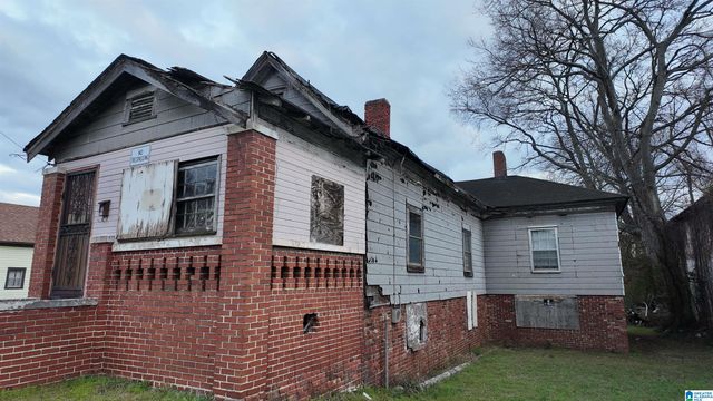 917 REV ABRAHAM WOODS JR BOULEVARD, Birmingham, AL 35285