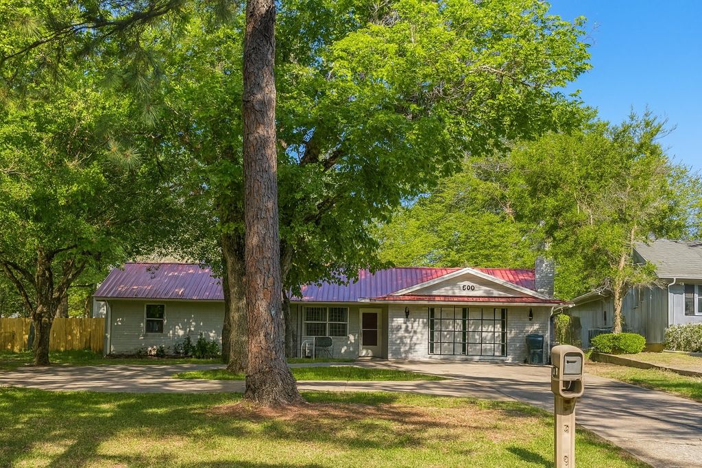 580 33rd Street SE, Paris, TX 75460