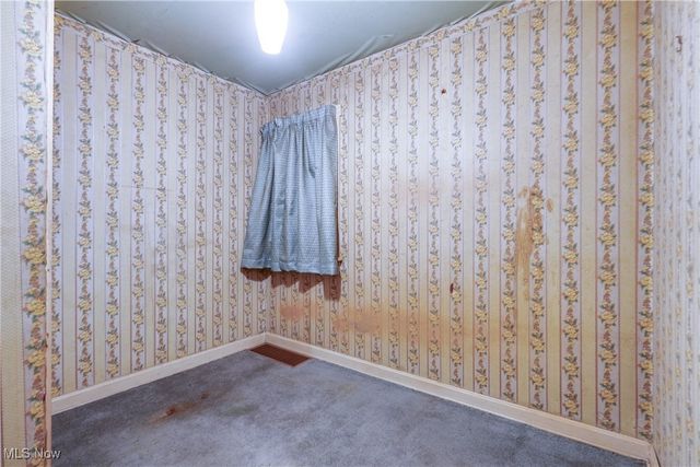 1801 49th Street NW, Canton, OH 44709