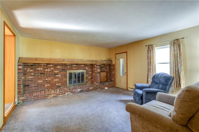 1801 49th Street NW, Canton, OH 44709