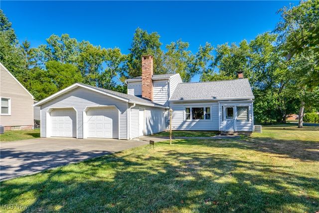 1801 49th Street NW, Canton, OH 44709