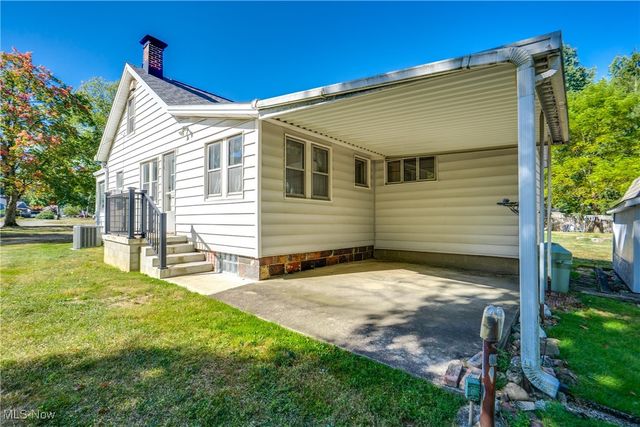 1801 49th Street NW, Canton, OH 44709