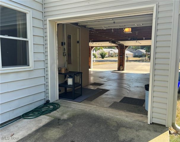 1801 49th Street NW, Canton, OH 44709