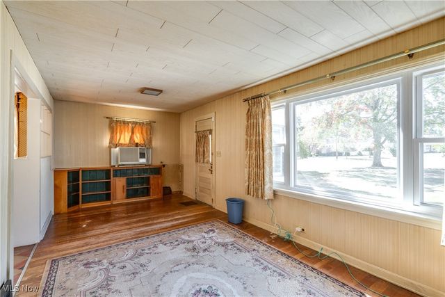 1801 49th Street NW, Canton, OH 44709