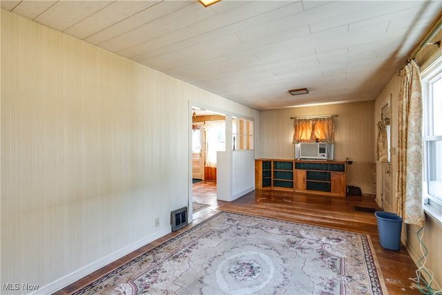 1801 49th Street NW, Canton, OH 44709