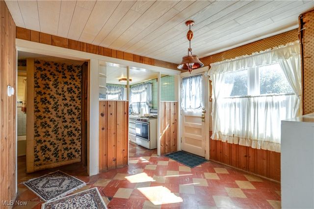 1801 49th Street NW, Canton, OH 44709