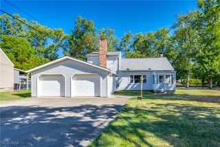 1801 49th Street NW, Canton, OH 44709