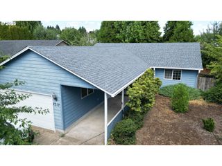 2317 Sw PEGGY St, Mc Minnville, OR 97128