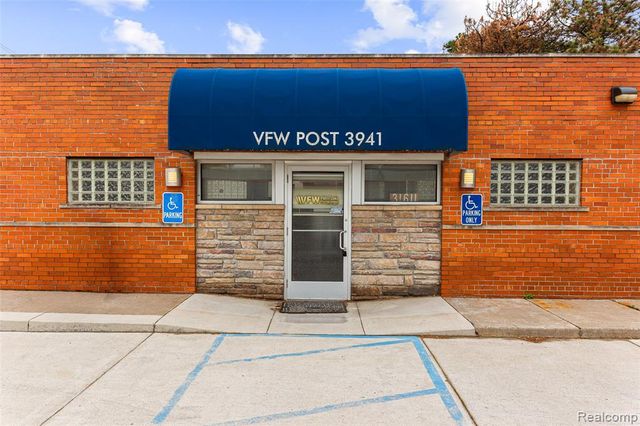 31611 Plymouth Road, Livonia, MI 48150